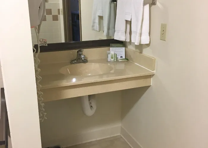 Americinn By Wyndham 3* Monmouth