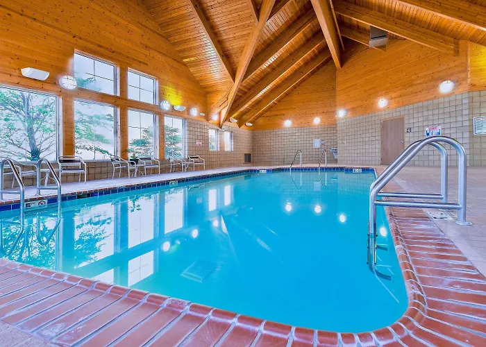 Hotel Americinn By Wyndham Monmouth