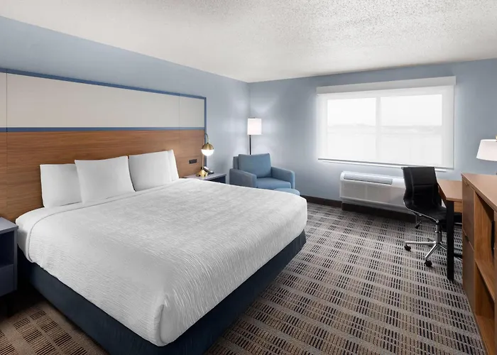 Hotel Americinn By Wyndham Monmouth
