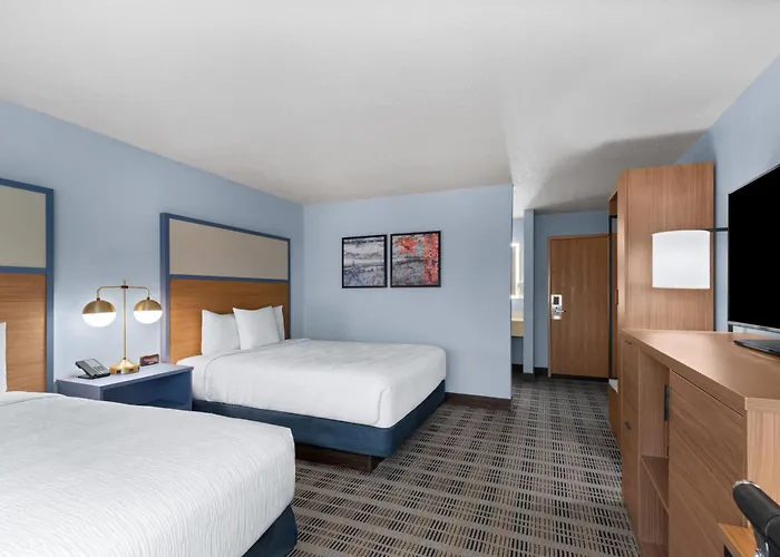 Hotel Americinn By Wyndham 3*