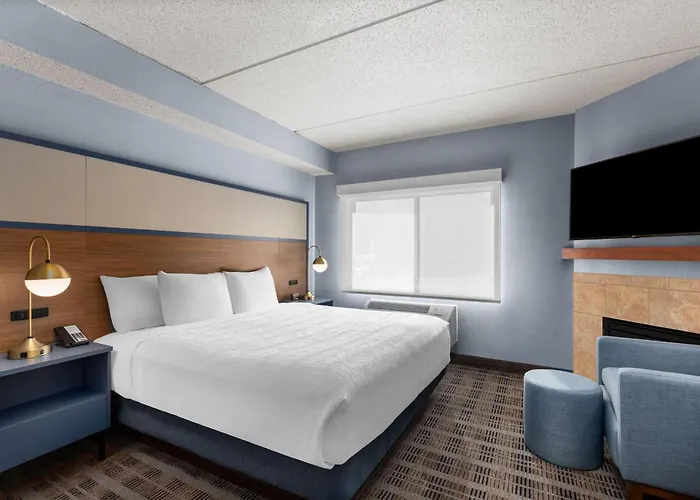 Hotel Americinn By Wyndham Monmouth
