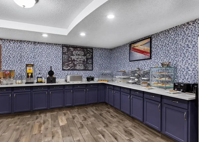 Americinn By Wyndham Monmouth